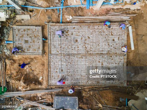 Grid In Construction 298 P&T Architects And Engineers Stock Photos, High-Res Pictures, and ...