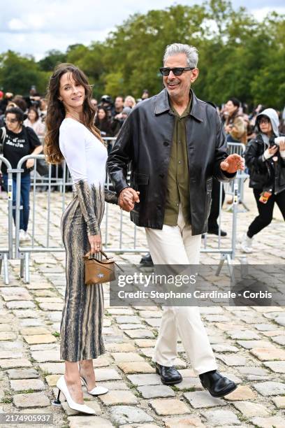Emilie Goldblum and Jeff Goldblum attend the Loewe Paris Womenswear Spring-Summer 2025 show as part of Paris Fashion Week on September 27, 2024 in...