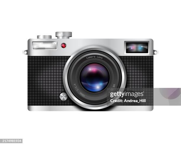 realistisches vintage-kamerasymbol auf transparentem hintergrund. reisekonzept - realismus stock-grafiken, -clipart, -cartoons und -symbole