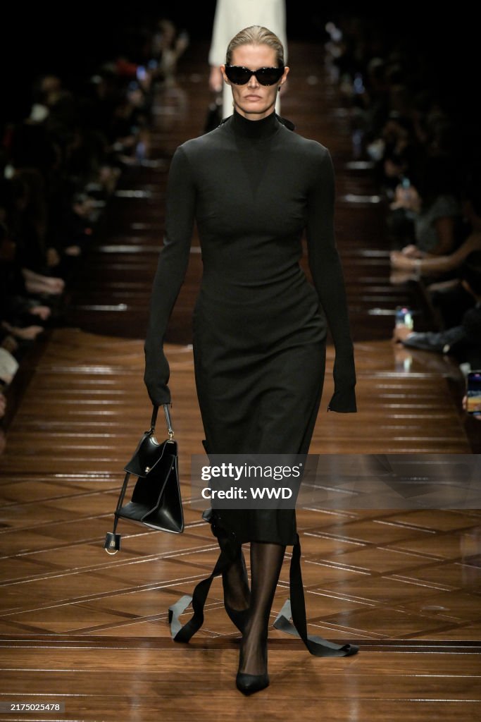 Balenciaga - Paris Fashion Week RTW Spring 2025 - Runway