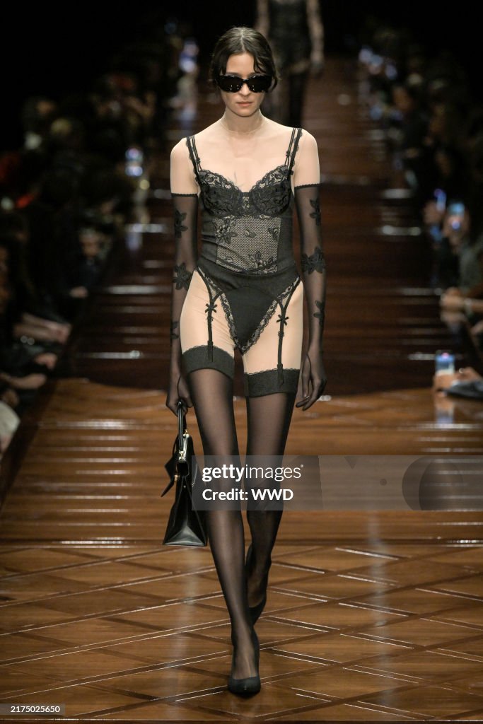 Balenciaga - Paris Fashion Week RTW Spring 2025 - Runway