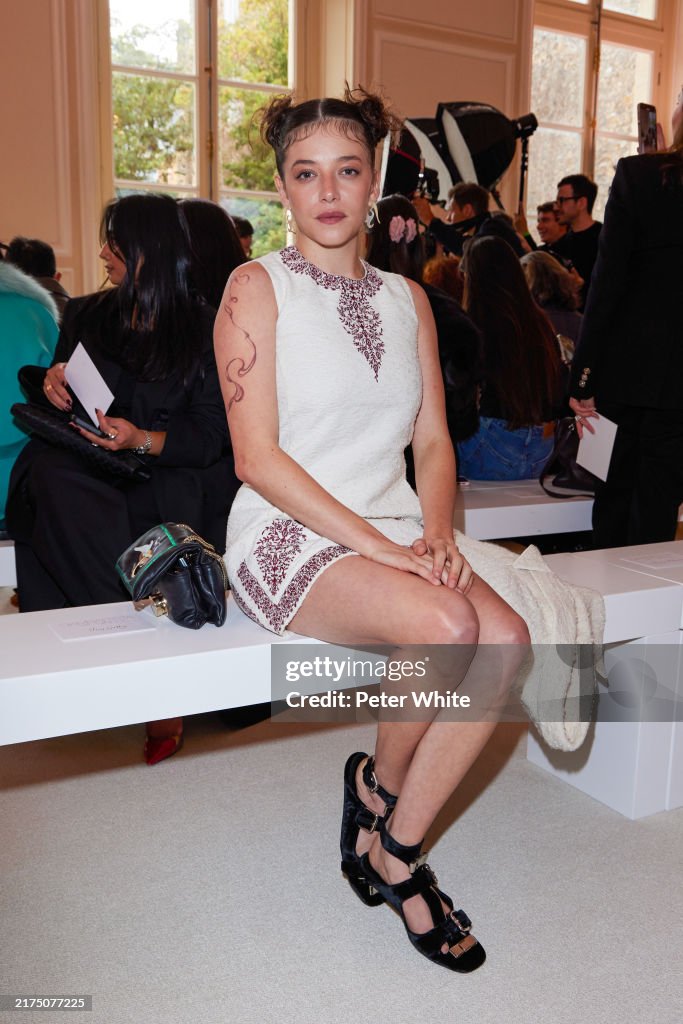 Zo Adjani Vallat Attends The Giambattista Valli Paris Womenswear zo-adjani-vallat-attends-the-giambattista-valli-paris-womenswear