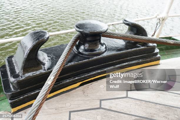 Deflection Rope Line 31 Deflection (Military) Stock Photos, High-Res Pictures, and Images ...
