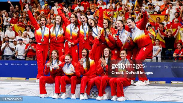 Podium Ceremony team photo Winners team of Spain with the gold medal during the Water polo Women's Gold Medal match between Australia and Spain on...