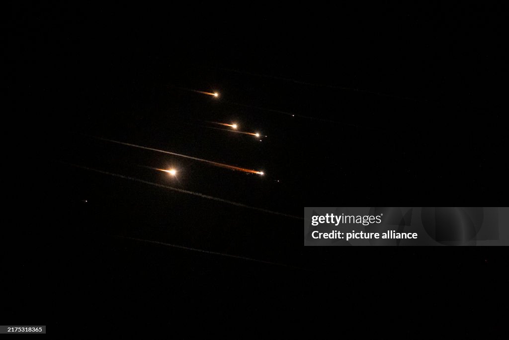 Iran fires missiles at Israel