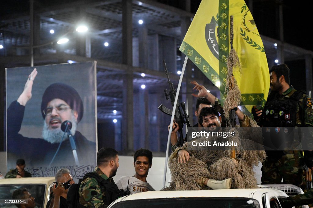 Demonstration in Basra in support of Iranian missile attacks on Israel
