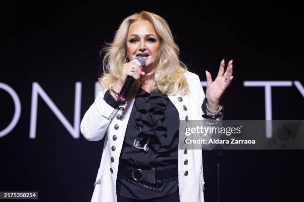 Bonnie Tyler performs in concert at Gran Teatro CaixaBank Príncipe Pío on September 28, 2024 in Madrid, Spain.