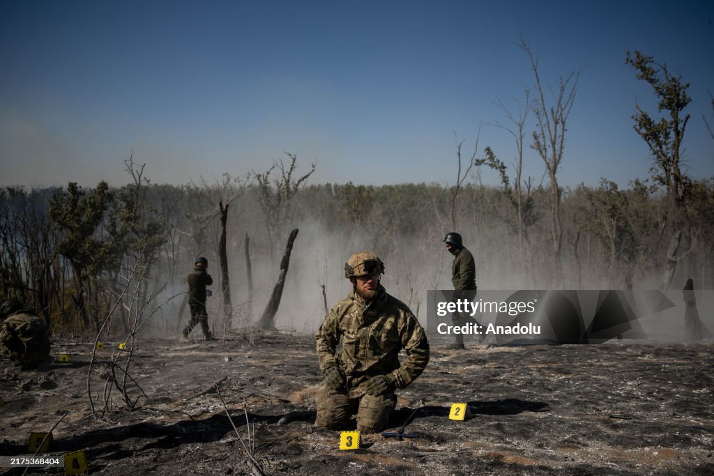 Volunteer search group identifies remains of soldiers found on battlefield in Ukraine