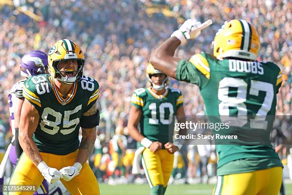 Minnesota Vikings v Green Bay Packers Minnesota Vikings v Green Bay Packers