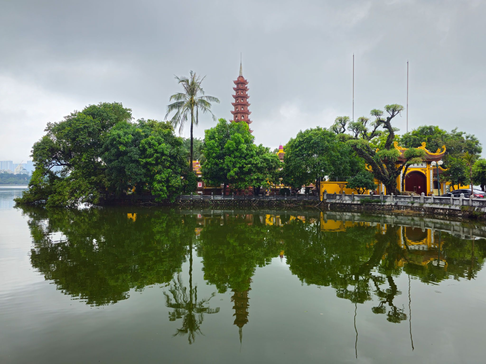 tran quoc pagoda