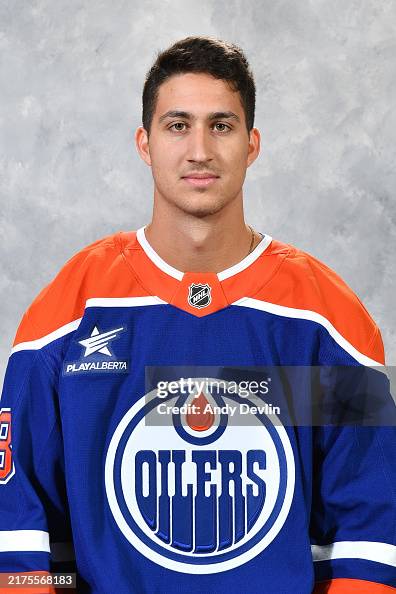 Max Wanner Max Wanner of the Edmonton Oilers poses for his official headshot for ...