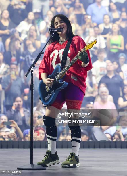 18 868 Billie Eilish Photos High Res Pictures Getty Images 18-868-billie-eilish-photos-high-res-pictures-getty-images