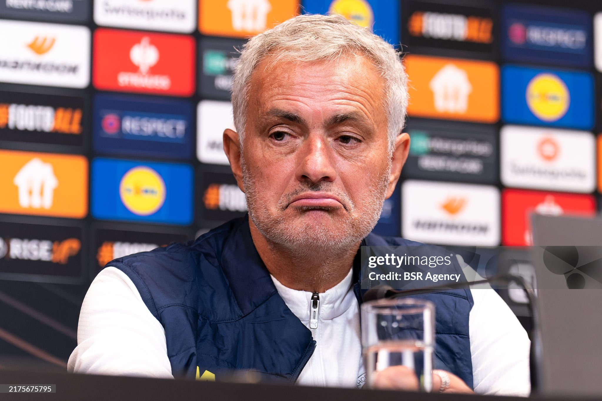 Mourinho mocks 'crying' journalists