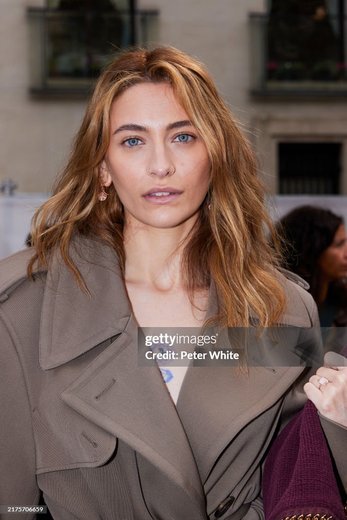 Stella McCartney: Front Row - Paris Fashion Week - Womenswear Spring-Summer 2025