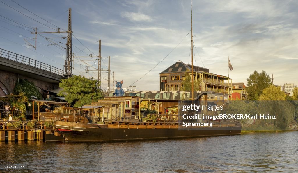 Beach club and residential buildings along Holzmarktstraße in Friedrichshain-Kreuzberg, view from the Spree, Berlin, Germany, Europe