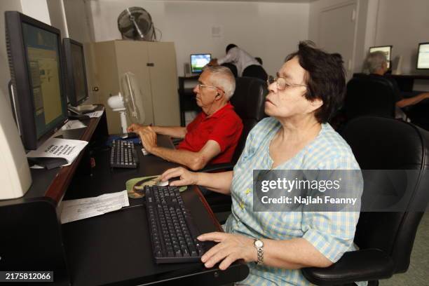 Community Computer Center 1,231 Community Center Computer Stock Photos, High-Res Pictures, and ...