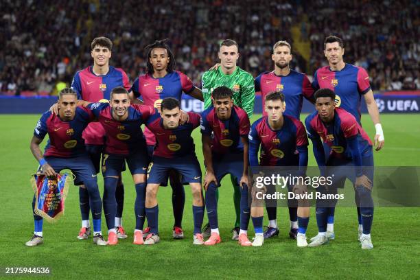 803 442 Fc Barcelona Team Photo Stock Photos High Res Pictures And 803-442-fc-barcelona-team-photo-stock-photos-high-res-pictures-and
