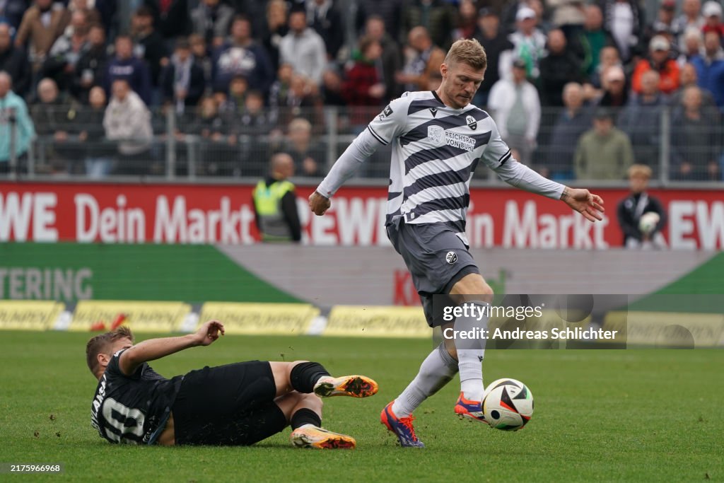 SV Sandhausen 1916 v Waldhof Mannheim - 3. Liga