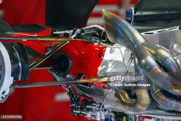 F2003 Rear 119 Drive Shaft Stock Photos, High-Res Pictures, and Images - Getty Images