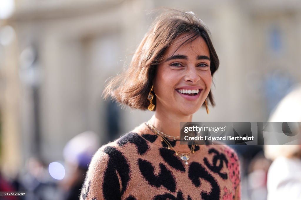 Street Style - Paris Fashion Week - Womenswear Spring/Summer 2025 - Day Nine