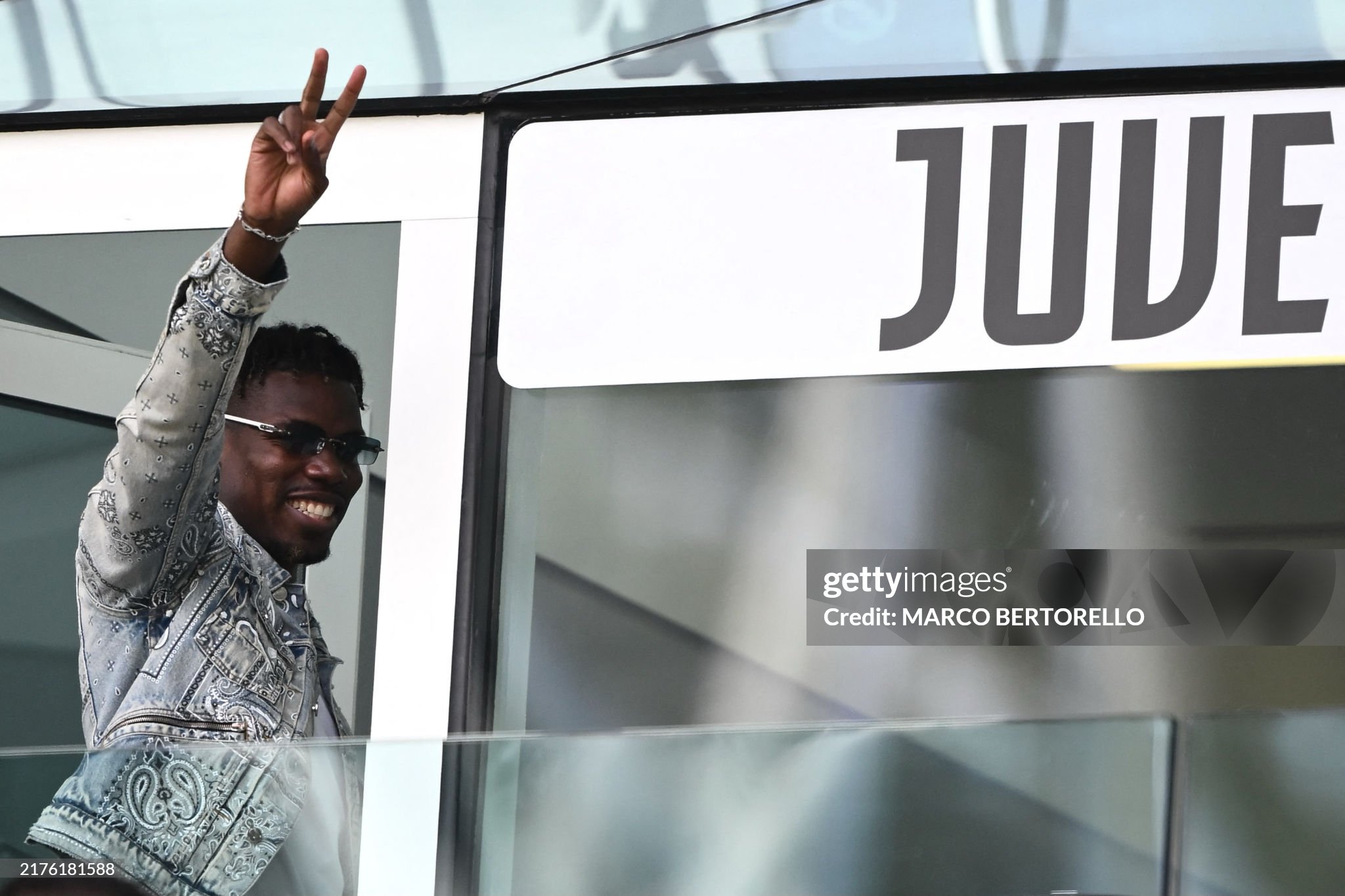 Pogba reflects on working with Mourinho: 'Like a relationship'