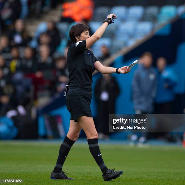 Jane Simms Referee 67 Jane Simms Stock Photos, High-Res Pictures, and Images - Getty Images