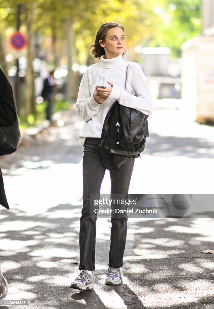 Street Style - Paris Fashion Week - Womenswear Spring/Summer 2025 - Day Nine