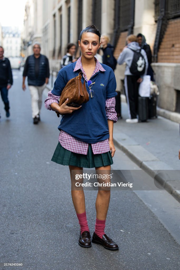 Street Style - Paris Fashion Week - Womenswear Spring/Summer 2025 - Day Nine
