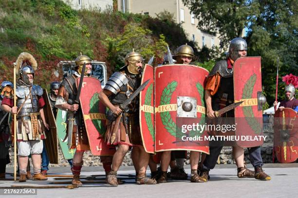 Roman Teper 497 Roman Soldier Costumes Stock Photos, High-Res Pictures, and Images ...