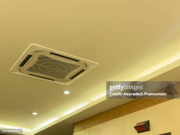 air vents on the ceiling - commercial air duct cleaning stock pictures, royalty-free photos & images