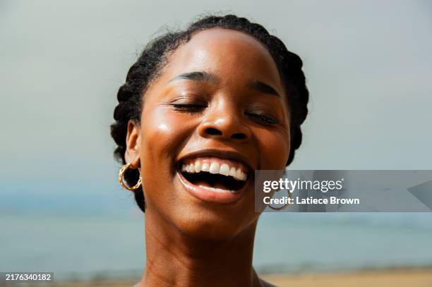 caras raras y divertidas con mermelada - hacer pucheros fotografías e imágenes de stock