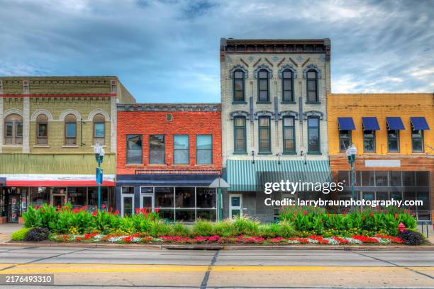 flowers and facades - nebraska stock-fotos und bilder