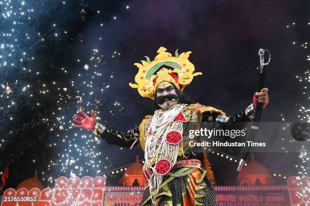 6,883 Ravana Stock Photos, High-Res Pictures, and Images - Getty Images