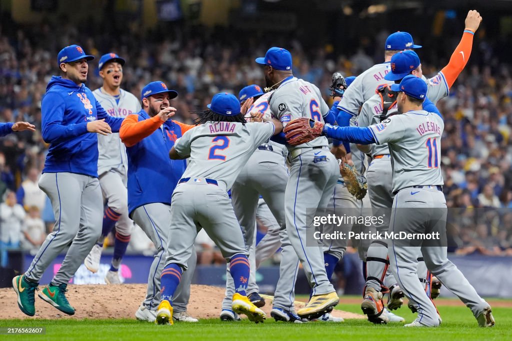 Wild Card Series - New York Mets v Milwaukee Brewers - Game 3