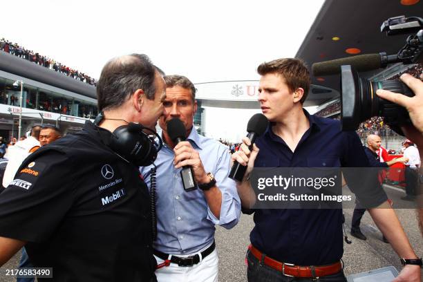 155 David Bull Television Presenter Stock Photos, High-Res Pictures ...