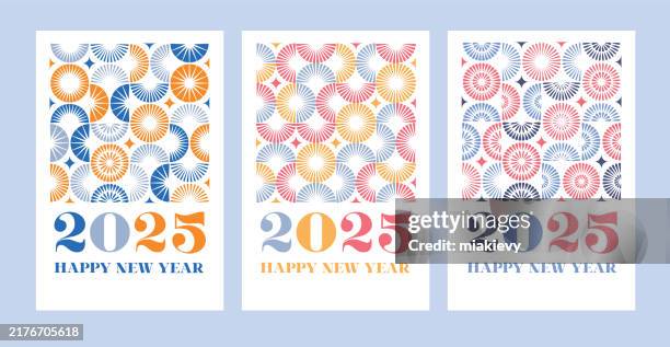 ilustraciones, imágenes clip art, dibujos animados e iconos de stock de feliz año nuevo 2025 con fuegos artificiales geométricos - fuegos artificiales