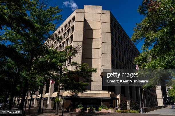 Fbi Dc 4,611 Fbi Building In Washington Dc Stock Photos, High-Res Pictures ...