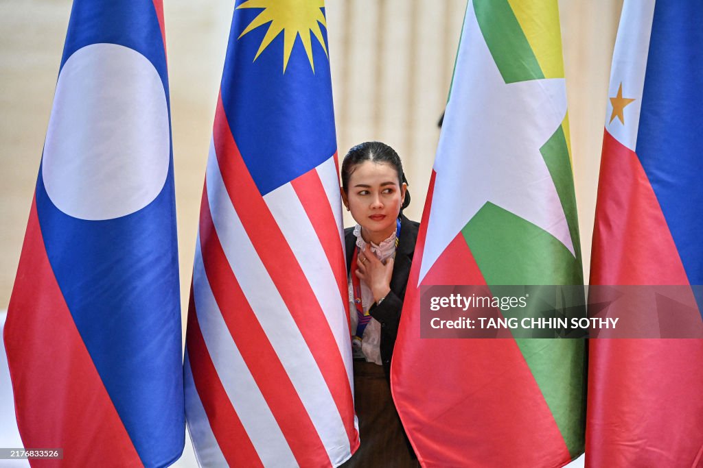 TOPSHOT-LAOS-ASEAN-DIPLOMACY