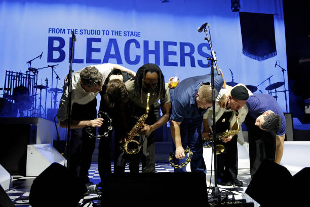 Mike Riddleburger 117 Zem Audu Photos & High Res Pictures - Getty Images