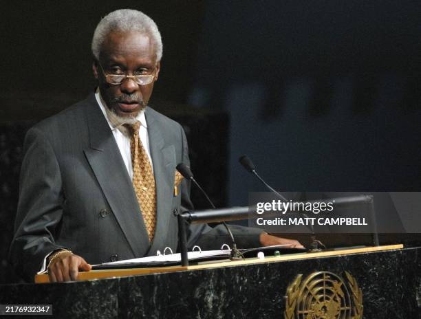 Jamaican Prime Minister Percival James Patterson addresses the 56th Annual General Assembly of the United Nations 10 November at United Nations...