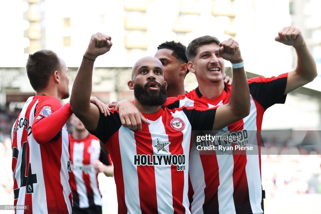 Brentford FC v Wolverhampton Wanderers FC - Premier League