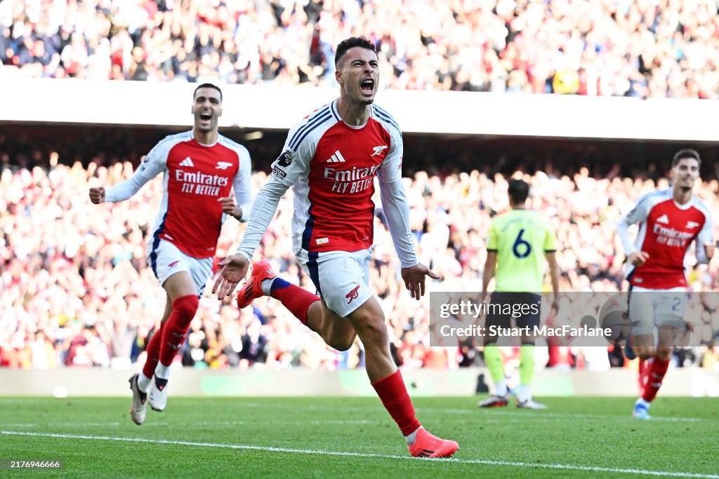 Arsenal FC v Southampton FC - Premier League