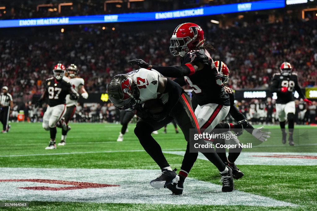 Tampa Bay Buccaneers v Atlanta Falcons