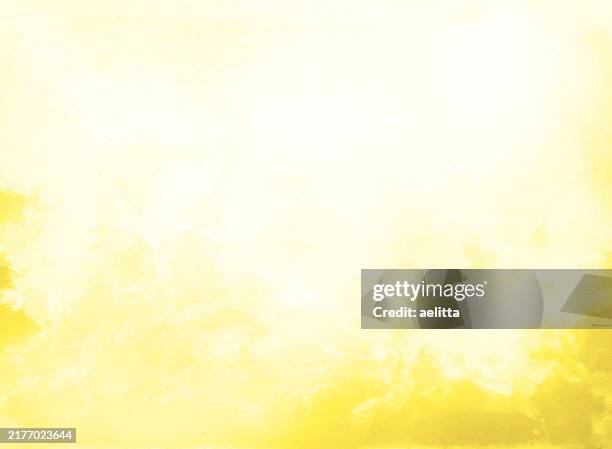 abstrakter aquarellhintergrund - gelb, weiß. - blass stock-grafiken, -clipart, -cartoons und -symbole