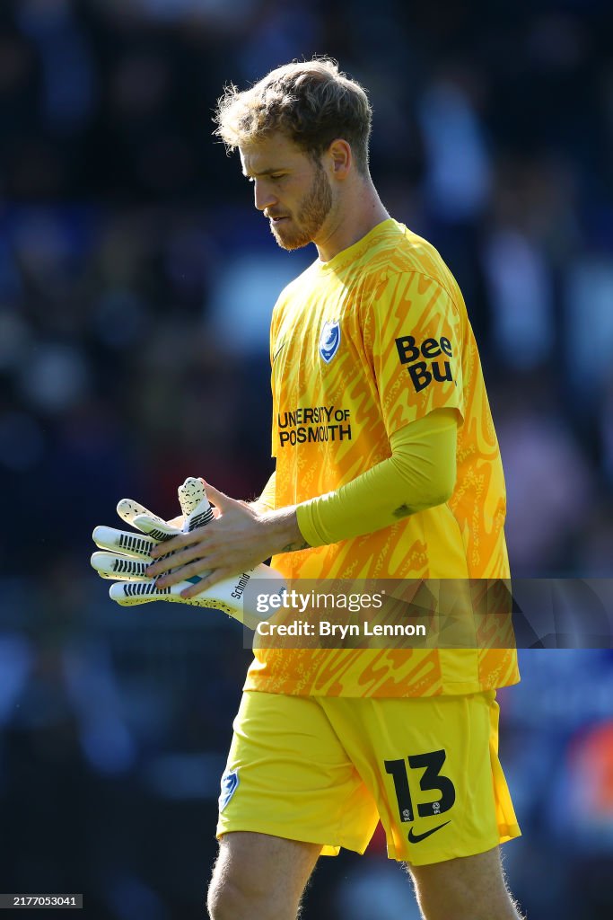 Portsmouth FC v Oxford United FC - Sky Bet Championship