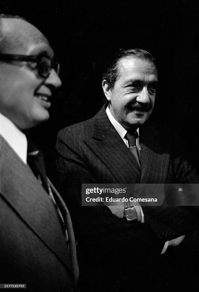 Raúl Alfonsín At A Lecture