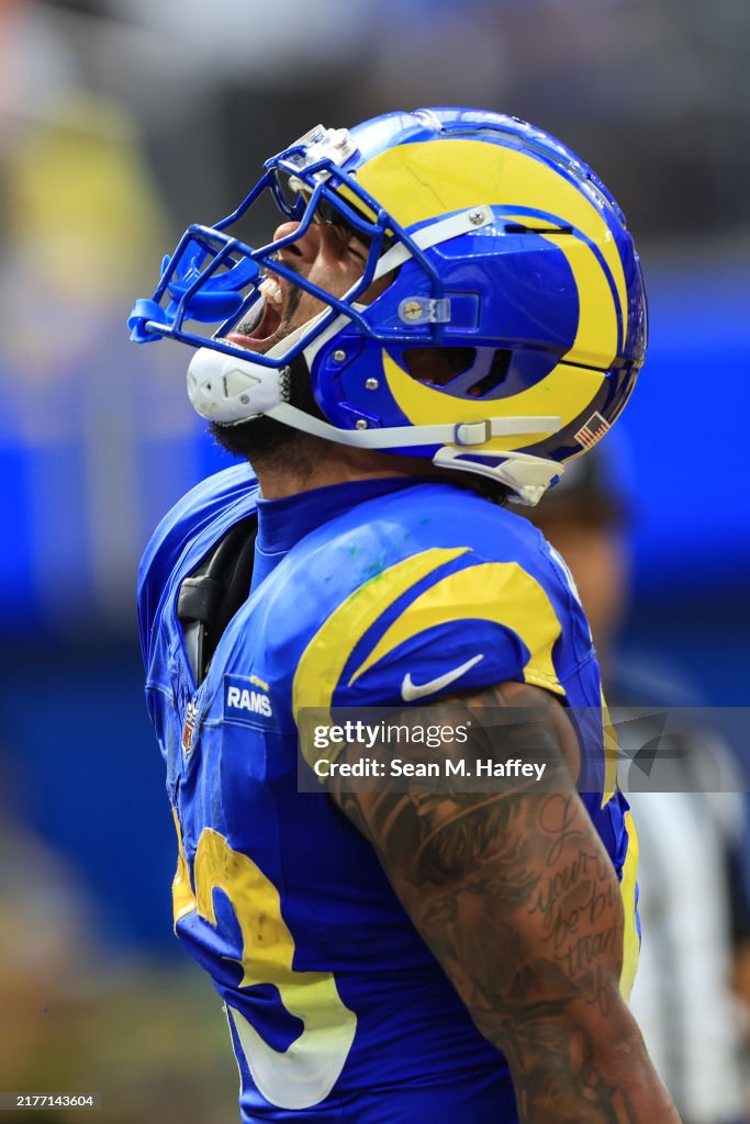 Green Bay Packers v Los Angeles Rams