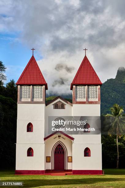 Eglise De La Sainte Famille Catholic Church In Haapiti French Polynesia, Foto de stock
