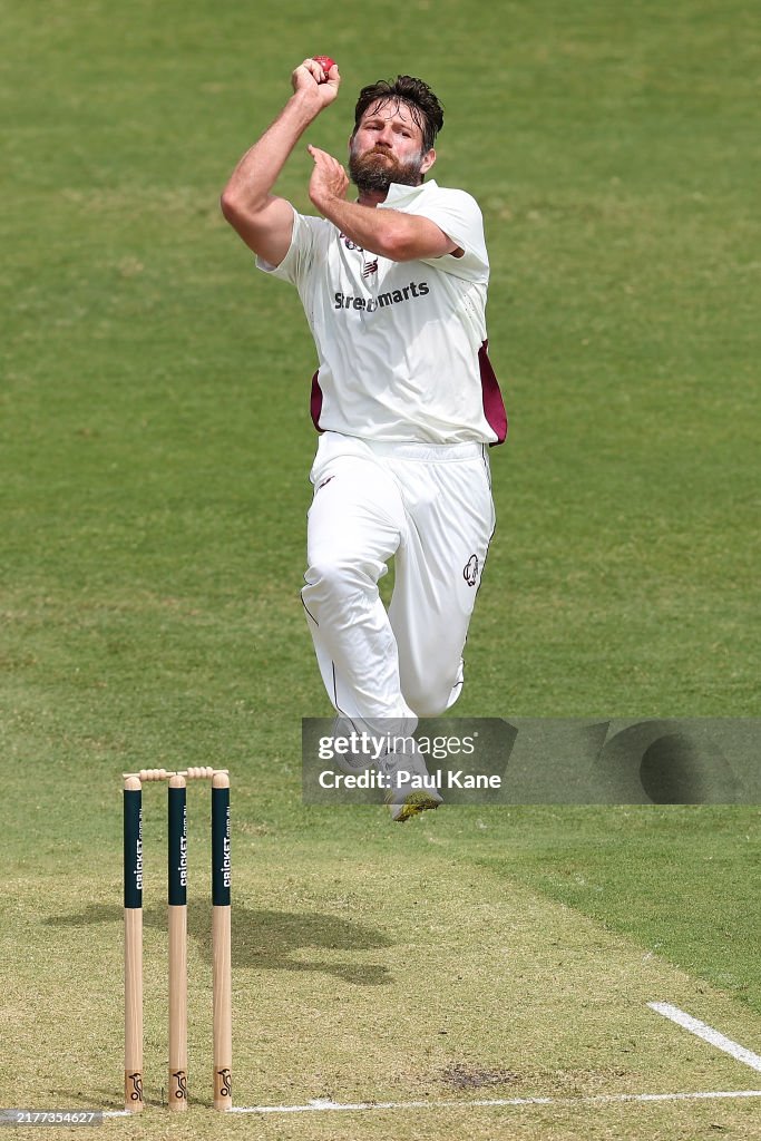 Sheffield Shield - WA v QLD: Day 1