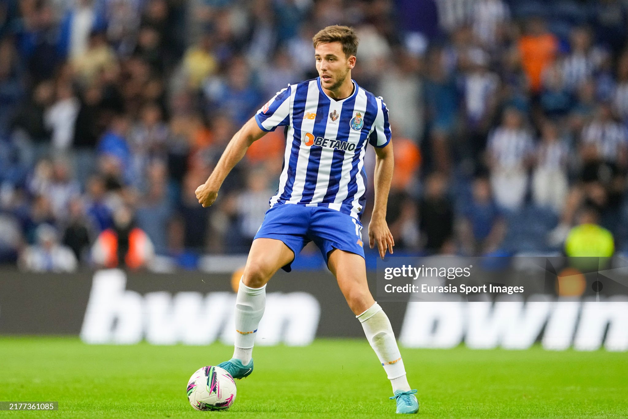 Manchester City acquires last-minute replacement for Rodri from Porto